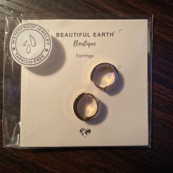 Beautful Earth Botique Leigh Black Hoop Earrings - Picture 5 of 6